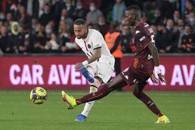 刘铮：还在与上海队讨论和沟通 尚未正式续约